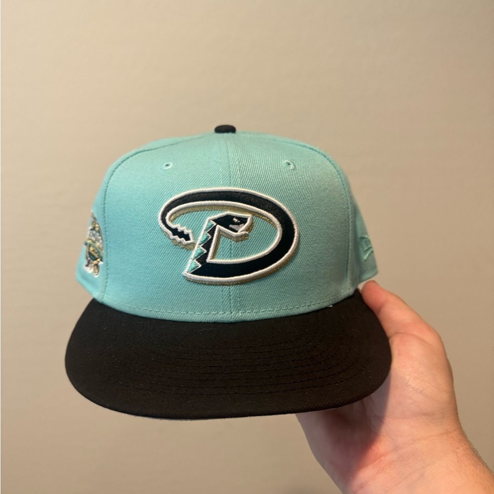 Dbacks Teal and Black Hat with World Series 2001 Patch